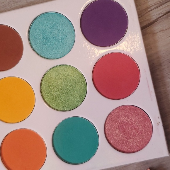 Kara Beauty and The Xulu By Juvias Pallets - Picture 8 of 8